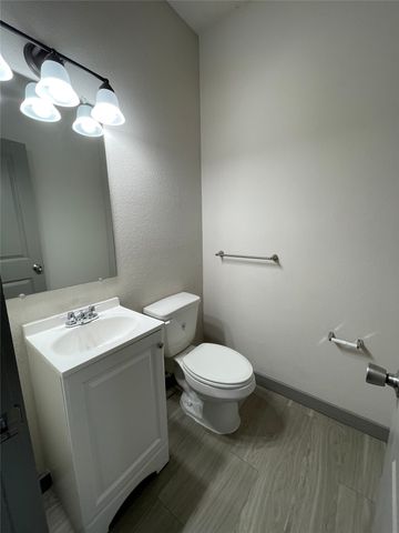 10604 Tube Drive 103, Hurst, TX 76053