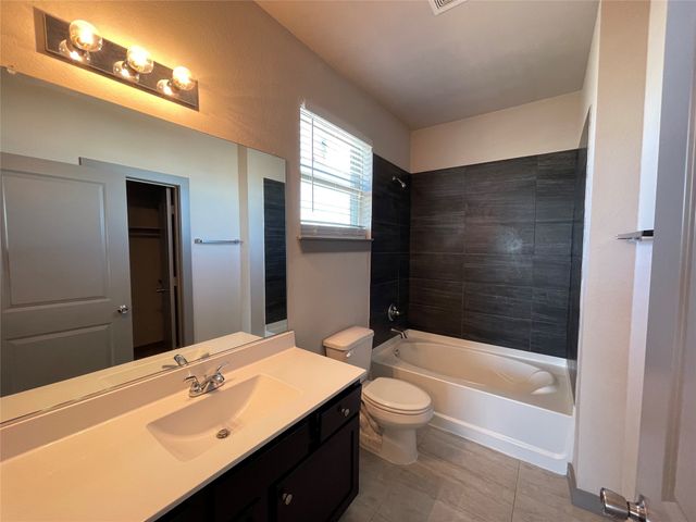 10604 Tube Drive 103, Hurst, TX 76053