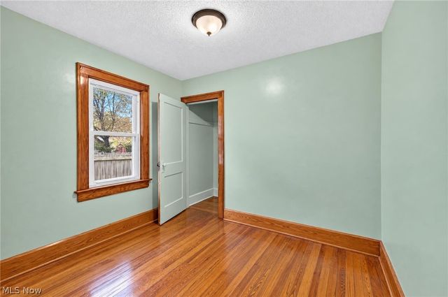 1891 Ford Avenue, Akron, OH 44305