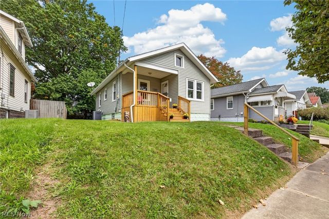 1891 Ford Avenue, Akron, OH 44305
