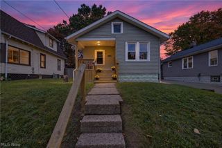 1891 Ford Avenue, Akron, OH 44305