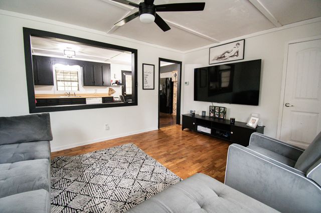 305 Lincoln St, Ethridge, TN 38456