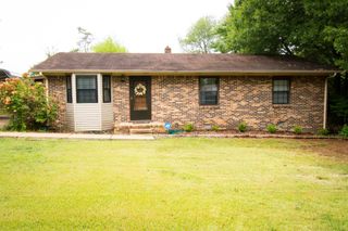 305 Lincoln St, Ethridge, TN 38456