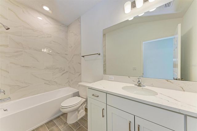 314 VIA ANINA DRIVE, Sarasota, FL 34243
