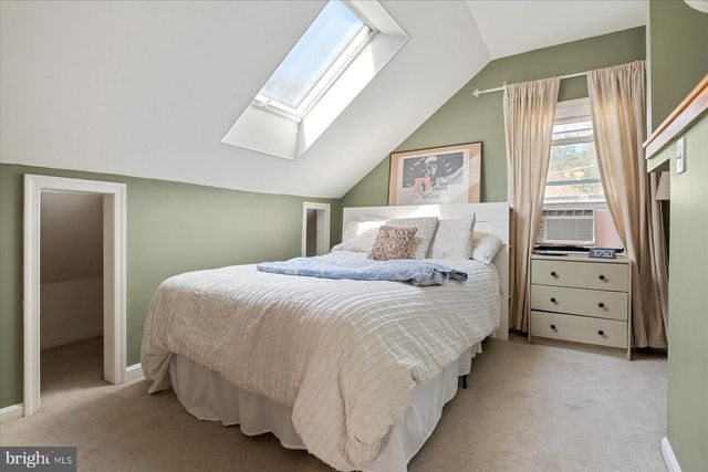 8501 GARLAND AVE, Takoma Park, MD 20912