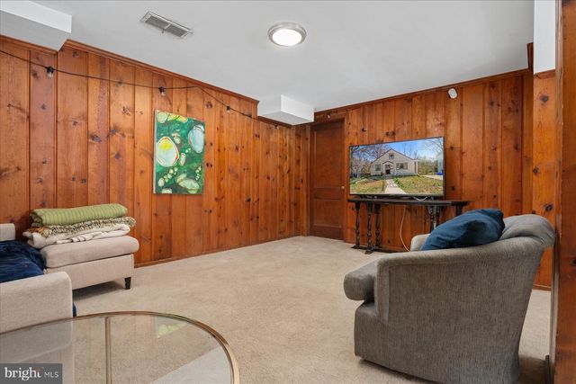 8501 GARLAND AVE, Takoma Park, MD 20912