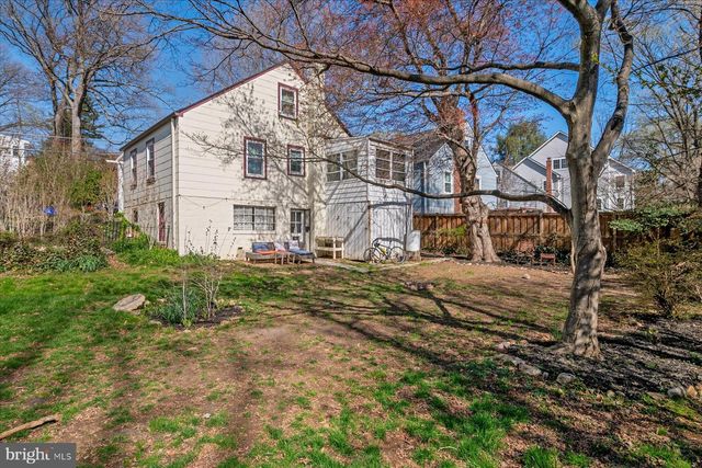 8501 GARLAND AVE, Takoma Park, MD 20912