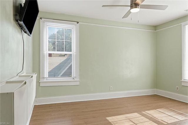 920 Oaklawn AVE, Norfolk, VA 23504