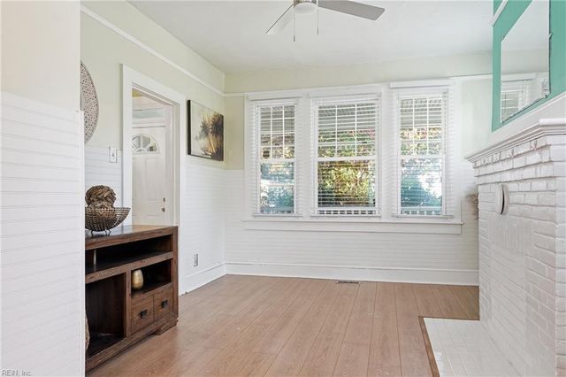 920 Oaklawn AVE, Norfolk, VA 23504
