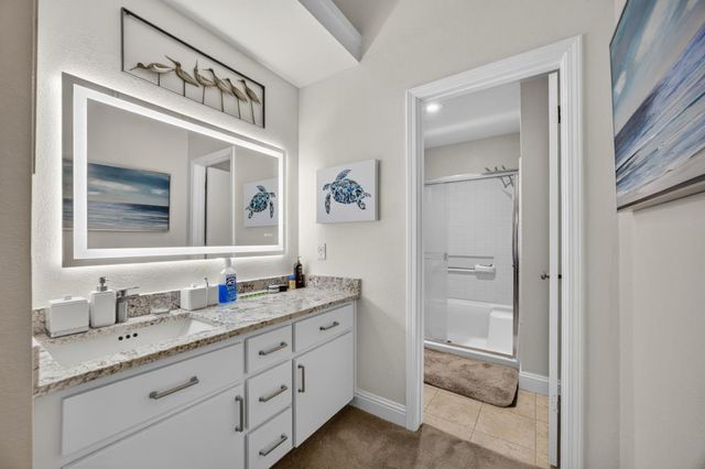 7157 Springmont Dr, Elk Grove, CA 95758