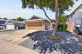 7157 Springmont Dr, Elk Grove, CA 95758