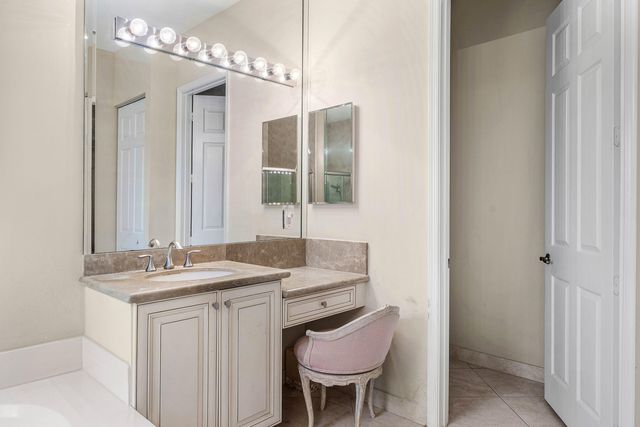 9041 GRAYSON Court, Boynton Beach, FL 33473