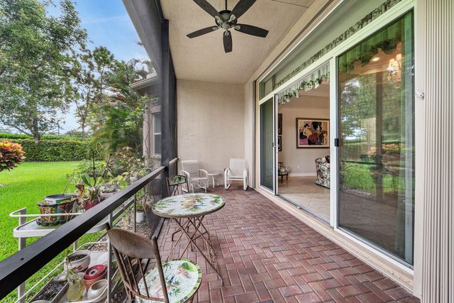 9041 GRAYSON Court, Boynton Beach, FL 33473