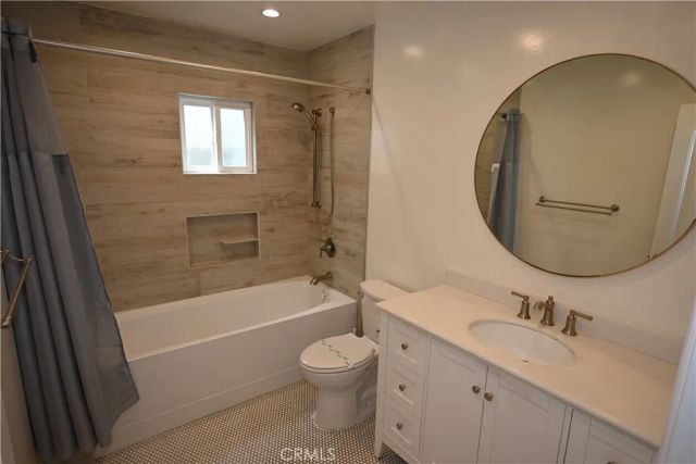 162 Glendora Ave., Long Beach, CA 90803