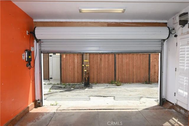 162 Glendora Ave., Long Beach, CA 90803