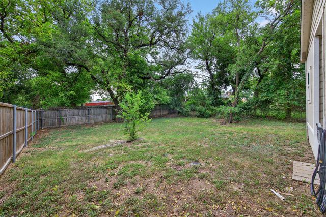 1008 Van Winkle Street, Weatherford, TX 76086