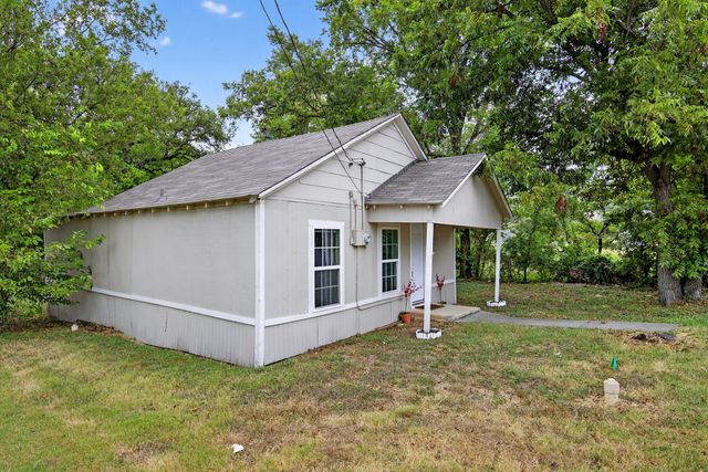 1008 Van Winkle Street, Weatherford, TX 76086