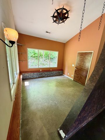 4033 New Highway 96, W, Franklin, TN 37064