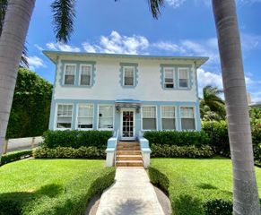 250 Seminole Avenue 3, Palm Beach, FL 33480