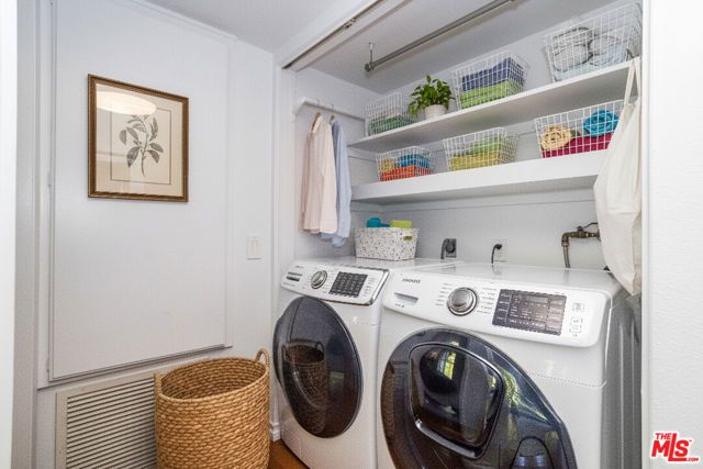 4080 Via Marisol 334, Los Angeles, CA 90042