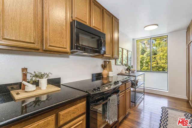 4080 Via Marisol 334, Los Angeles, CA 90042