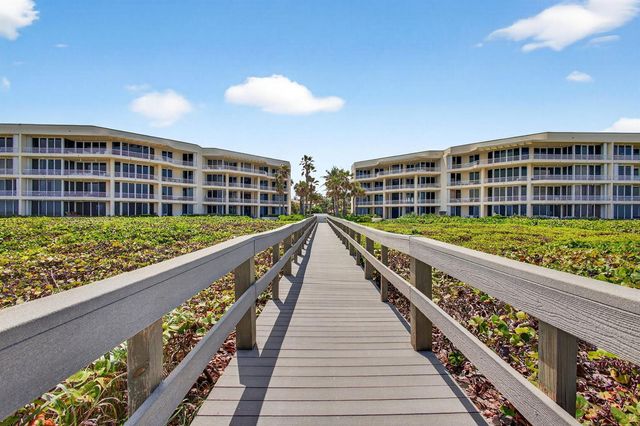 2920 SE Dune Drive 420, Stuart, FL 34996