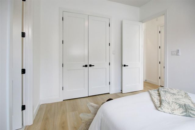 1214 W 24th Street A, Houston, TX 77008