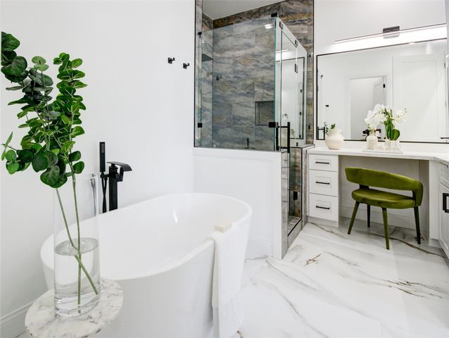 1214 W 24th Street A, Houston, TX 77008