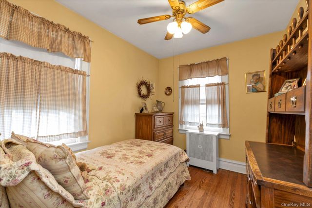 13 Everett Street, Lynbrook, NY 11563