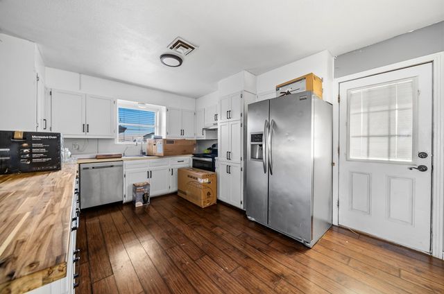 2902 Cactus Dr, Big Spring, TX 79720