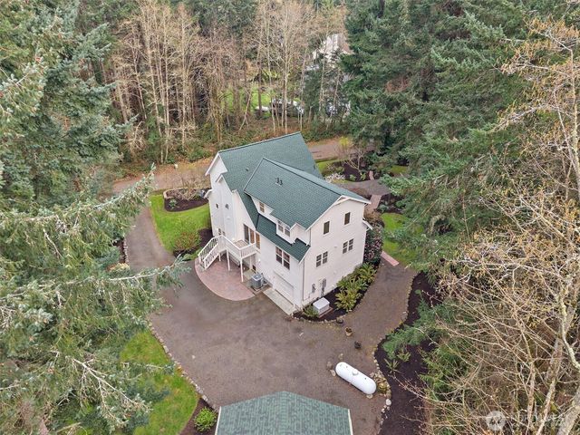 24801 Hillbend Lane NE, Kingston, WA 98346