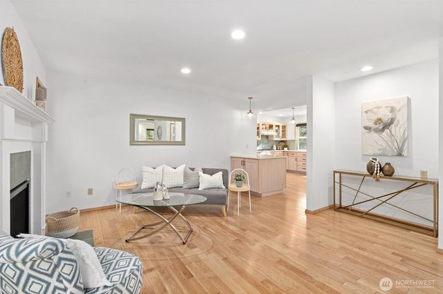 24801 Hillbend Lane NE, Kingston, WA 98346