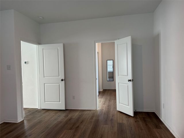 404 Milliner LOOP, Hutto, TX 78634