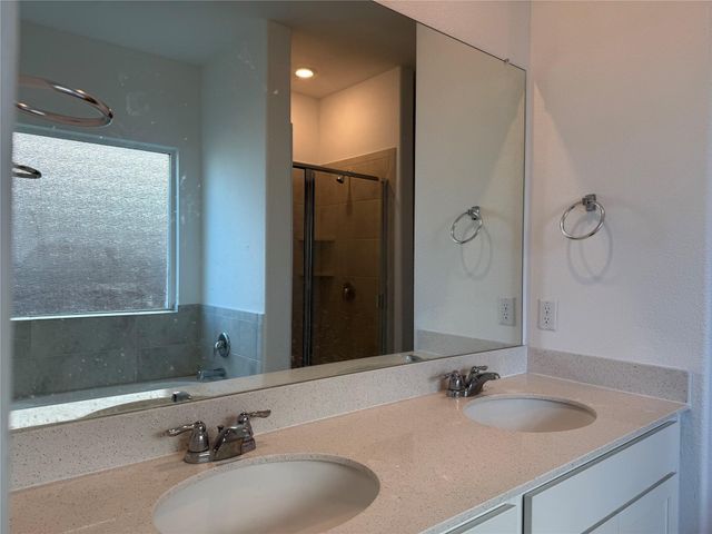 404 Milliner LOOP, Hutto, TX 78634