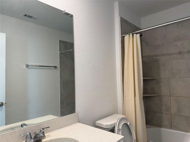 404 Milliner LOOP, Hutto, TX 78634