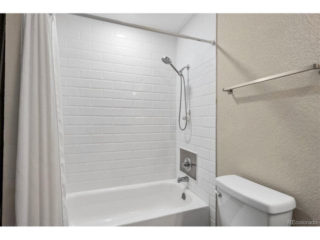 7486 E Fremont Dr, Centennial, CO 80112