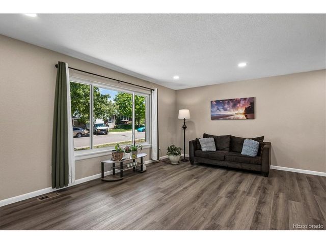 7486 E Fremont Dr, Centennial, CO 80112