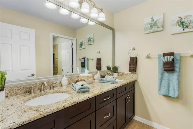 132 SE 27th TER, Cape Coral, FL 33904
