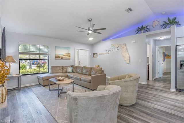 132 SE 27th TER, Cape Coral, FL 33904