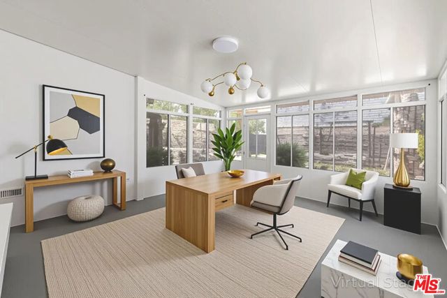 10623 Woodward Avenue, Sunland, CA 91040