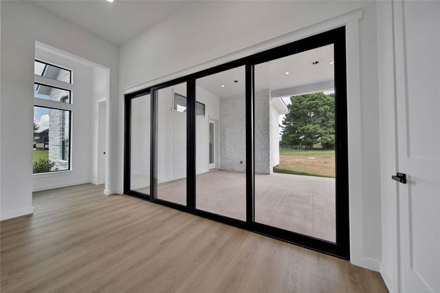 19006 Grandview Court, Montgomery, TX 77356