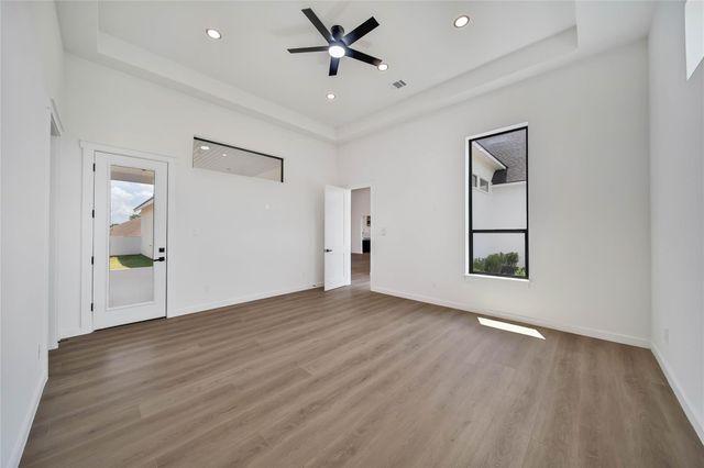 19006 Grandview Court, Montgomery, TX 77356