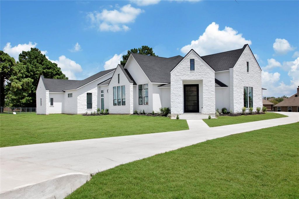 19006 Grandview Court, Montgomery, TX 77356