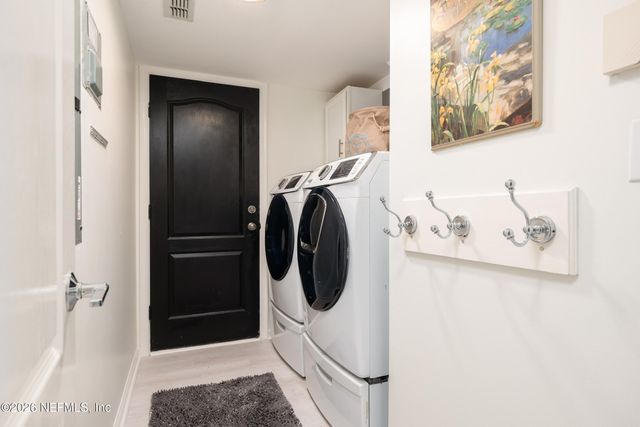 2280 OAK FOREST Drive, Jacksonville Beach, FL 32250