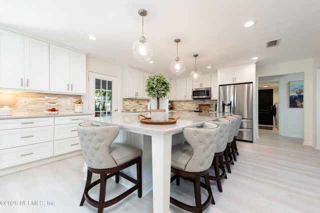 2280 OAK FOREST Drive, Jacksonville Beach, FL 32250