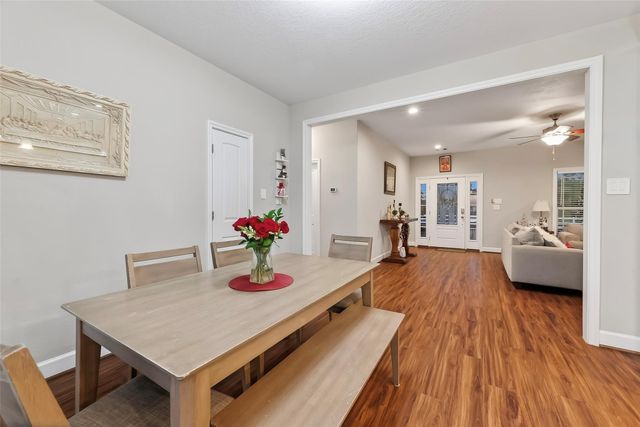 6702 S Mallard Drive, Fulshear, TX 77441