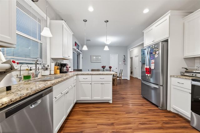 6702 S Mallard Drive, Fulshear, TX 77441