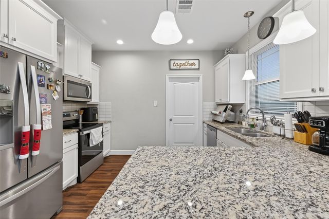 6702 S Mallard Drive, Fulshear, TX 77441