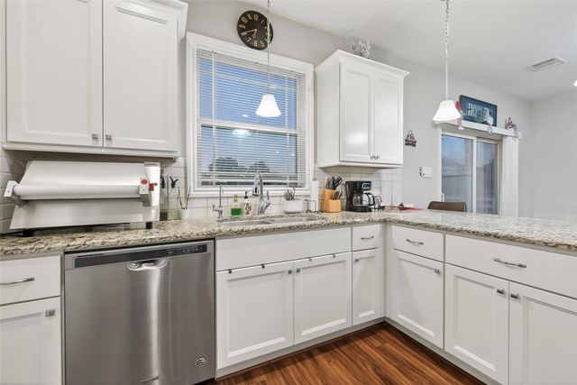 6702 S Mallard Drive, Fulshear, TX 77441