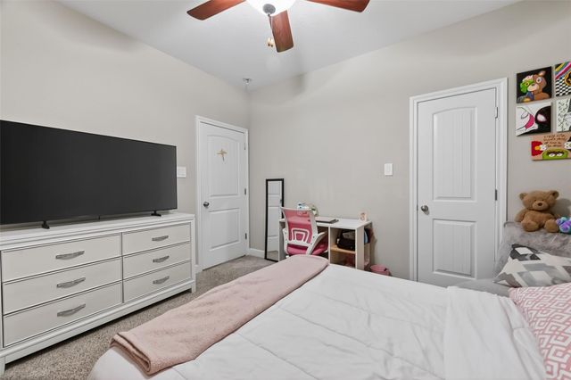 6702 S Mallard Drive, Fulshear, TX 77441